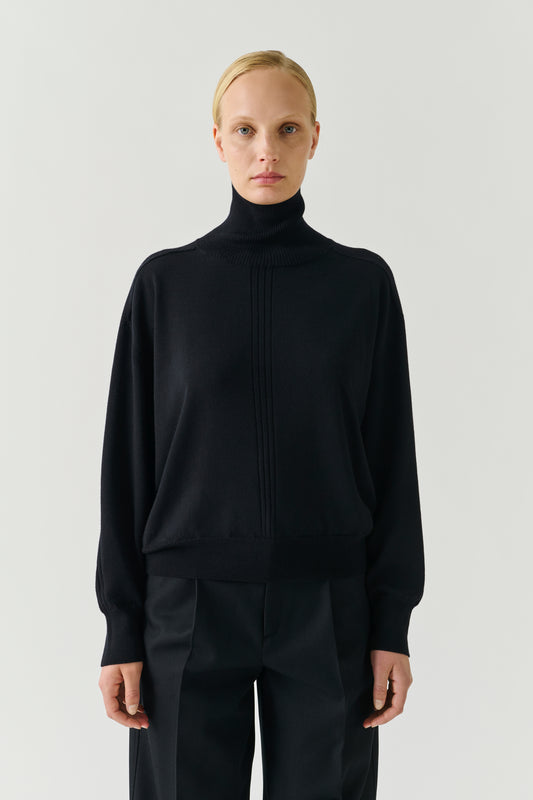 Maglione Nord - Lana Merino Nera Colletto a Collo Alto Oversize - Soeur