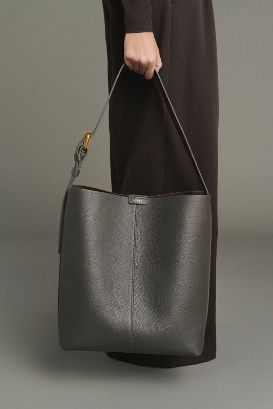 Borsa Saudade - Seau in Cuir Grainé color acciaio - Soeur