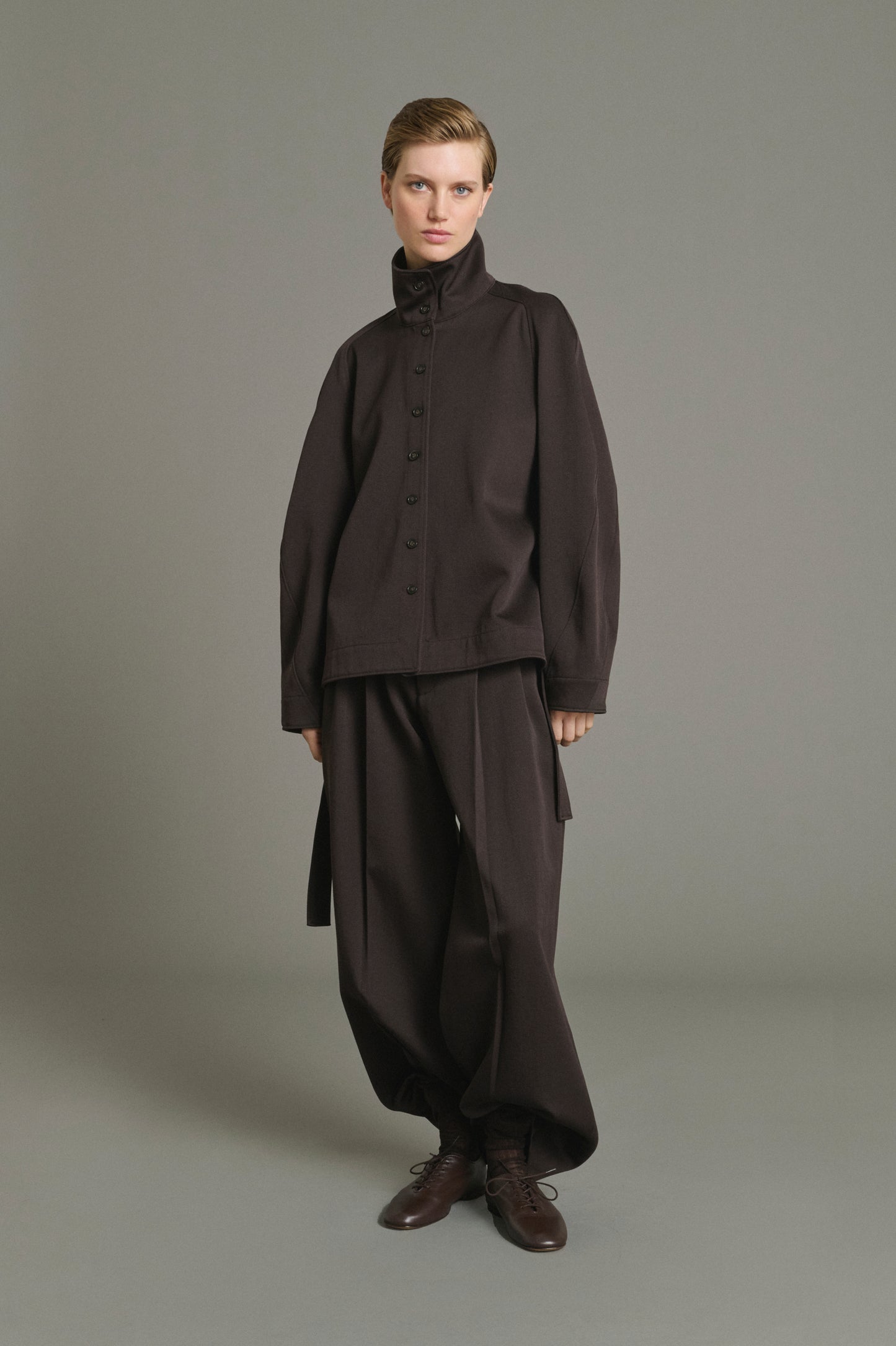 Jacke Geode – Ebenholz – Wolle – Damen