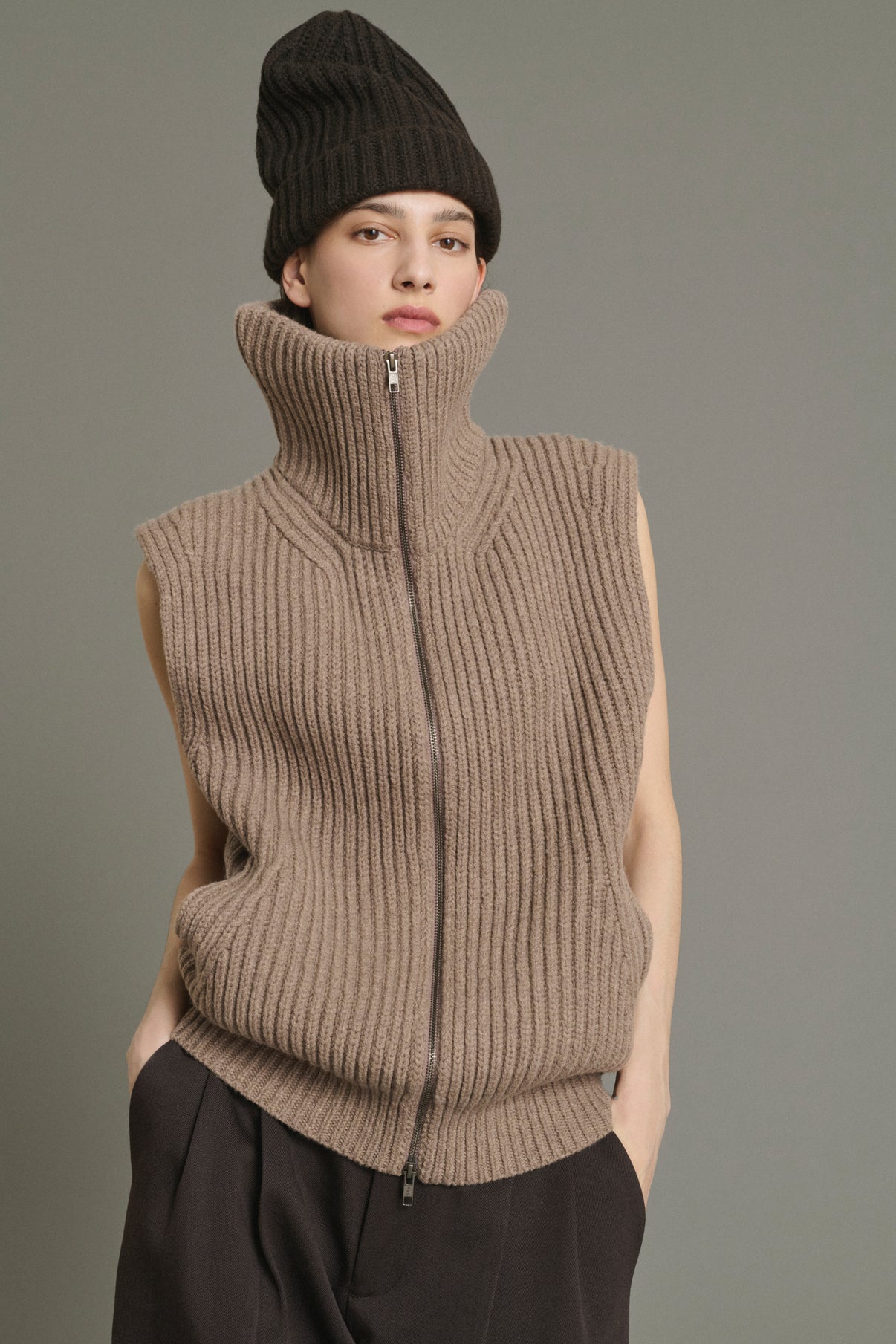 Bonnet Gilles - Chocolat - Laine Mérinos - Femme vue 2