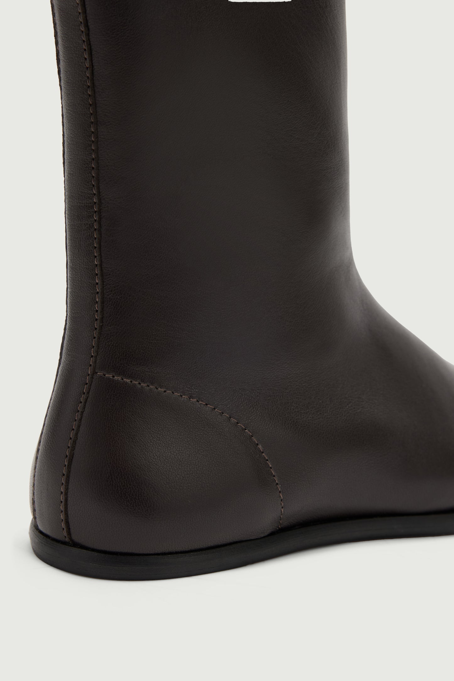 Cosma ankle boots - Ebony - Leather - Women
